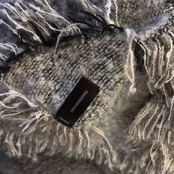 Denver Hayes Scarf - Picture 6 of 6